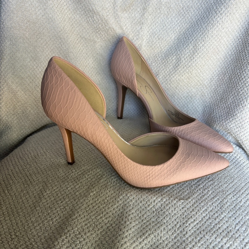 Never been worn. Jessica Simpson light pink snakeskin pumps
